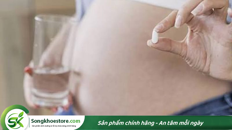 ba-bau-co-uong-duoc-canxi-cua-amway-khong