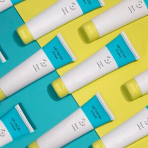 sua-rua-mat-lam-sach-te-bao-da-chet-artistry-studio-cleanser-exfoliator3